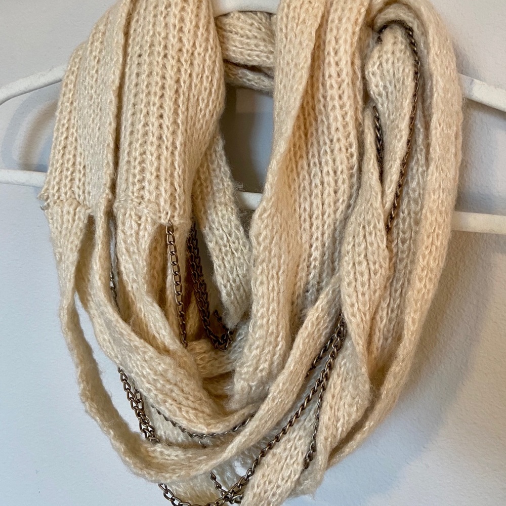 Cream Infinity Scarf w/ Chain